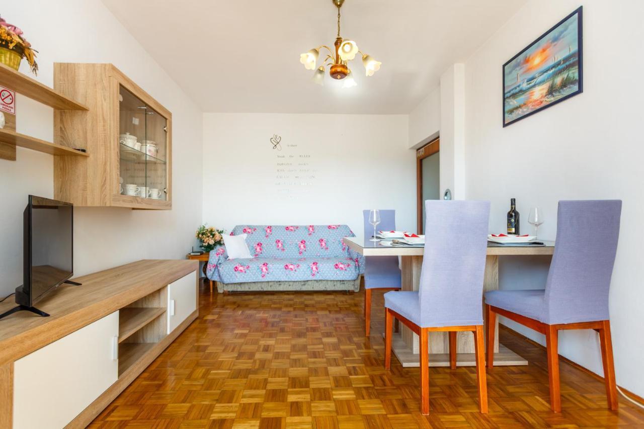 Apartment Dragica Krk Town Bagian luar foto
