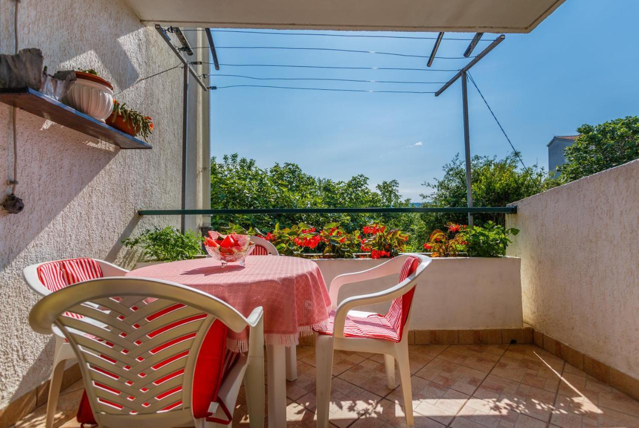 Apartment Dragica Krk Town Bagian luar foto