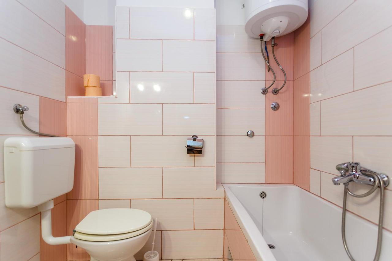Apartment Dragica Krk Town Bagian luar foto