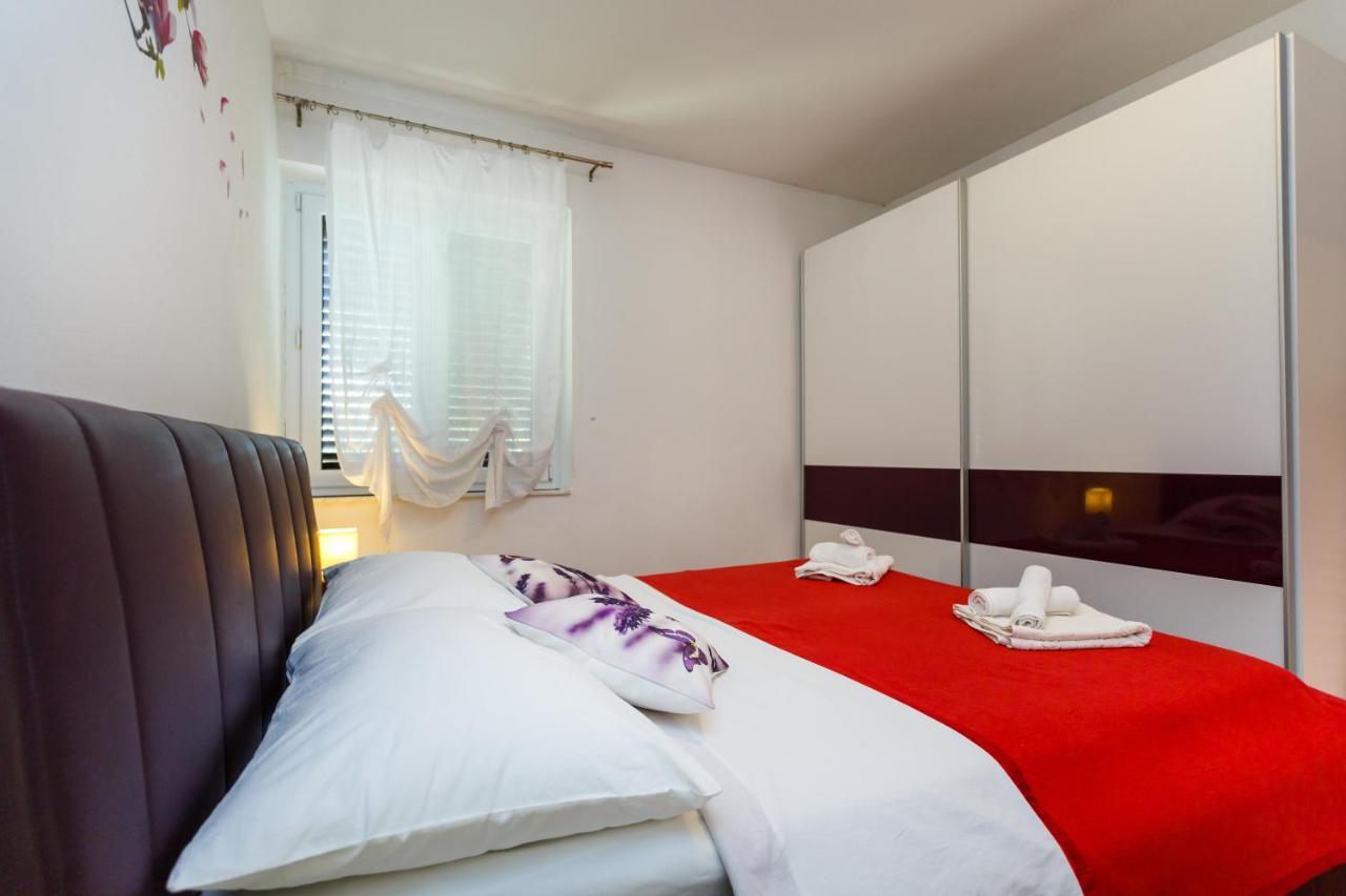 Apartment Dragica Krk Town Bagian luar foto