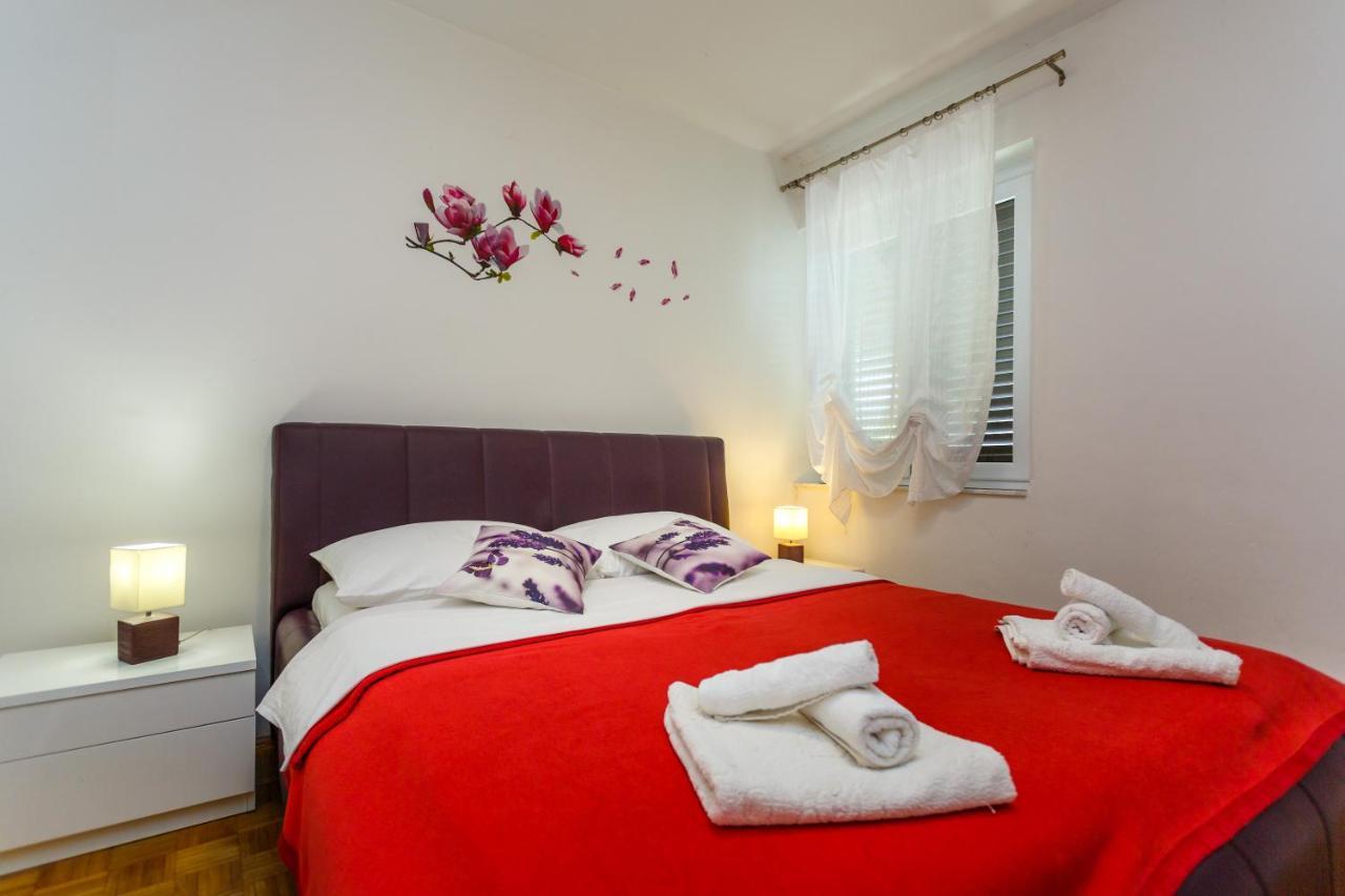 Apartment Dragica Krk Town Bagian luar foto