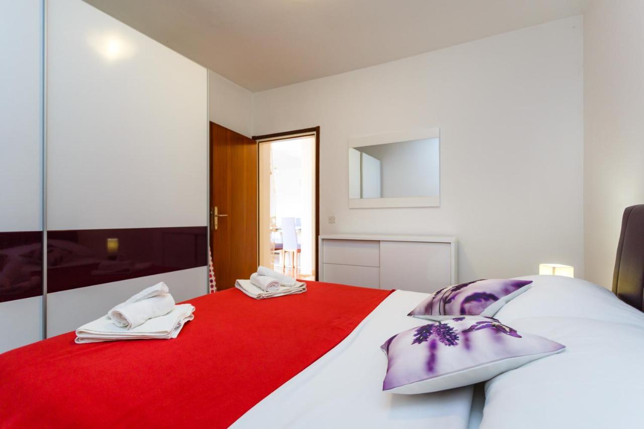 Apartment Dragica Krk Town Bagian luar foto