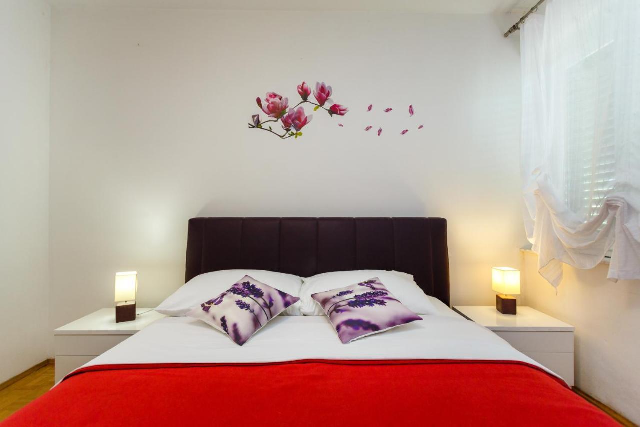 Apartment Dragica Krk Town Bagian luar foto